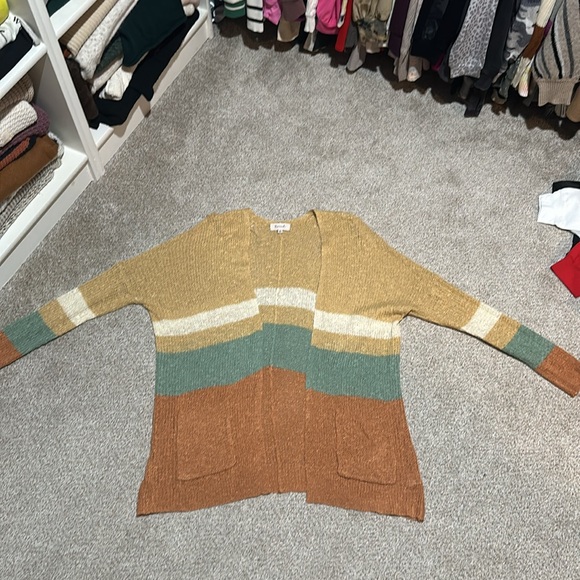Light open-weave cardigan - Picture 3 of 11